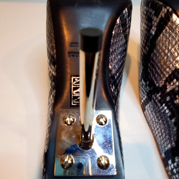 Balenciaga Mules - Picture 11 of 16